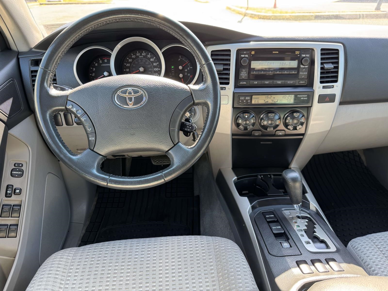 2009 Toyota 4Runner Sport photo 3