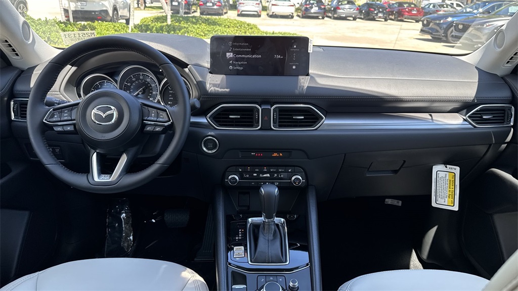 2025 Mazda CX-5 2.5 S Preferred photo 14