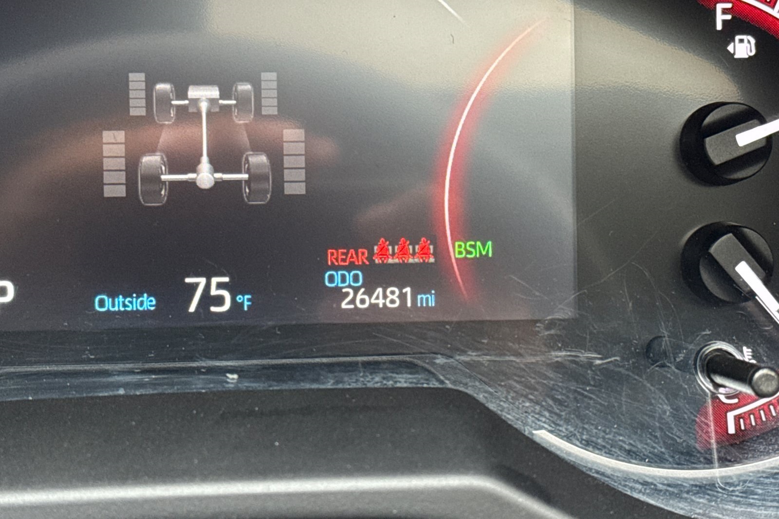 2023 Toyota RAV4 XLE Premium photo 23