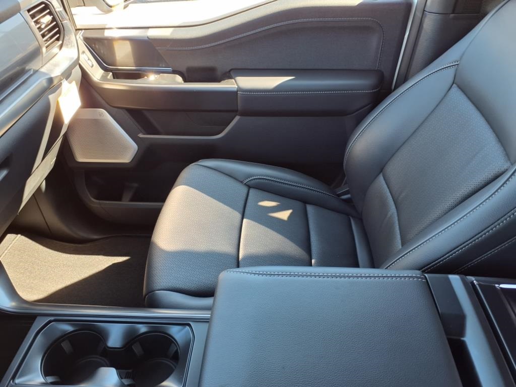 2025 Ford F-150 Lariat photo 23