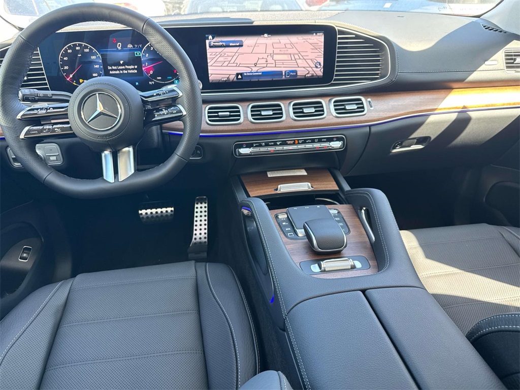 2026 Mercedes Benz GLS 450 4MATIC photo 9