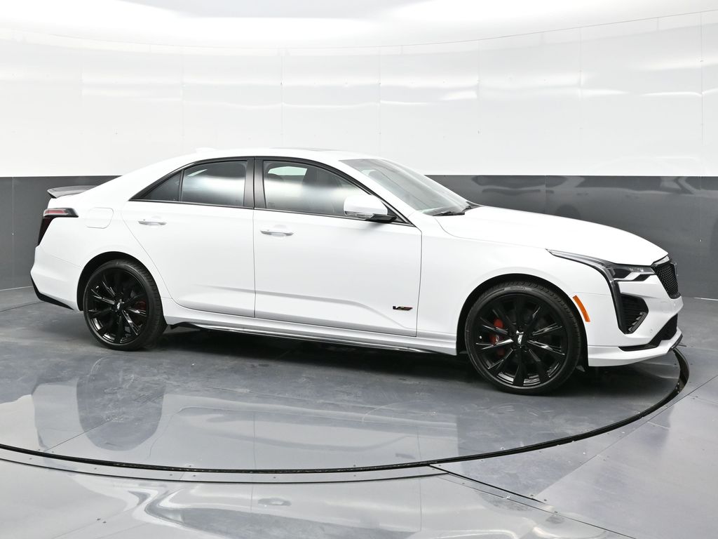 2025 Cadillac CT4 photo 7
