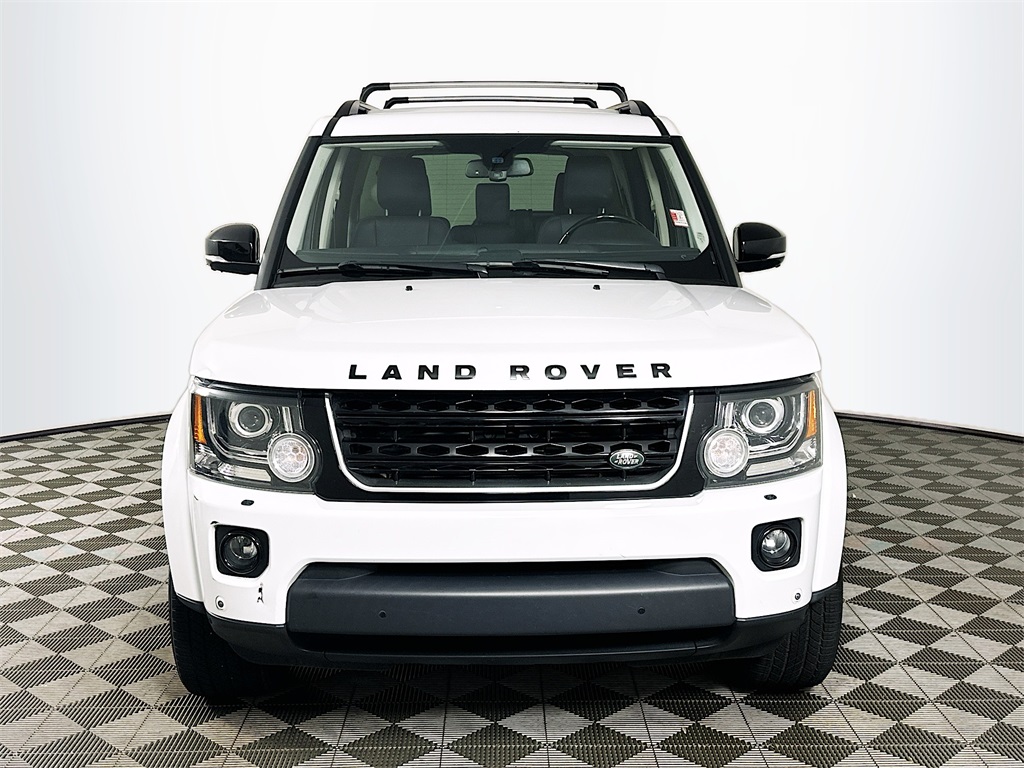 2016 Land Rover LR4 HSE photo 2