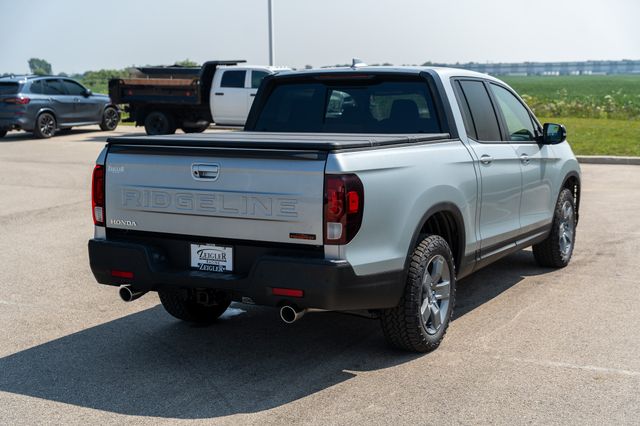 2025 Honda Ridgeline TrailSport photo 7