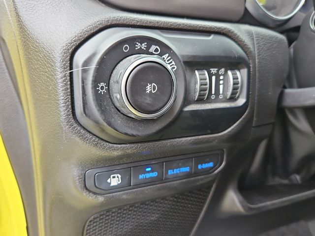 2022 Jeep Wrangler Unlimited Rubicon 4xe photo 19