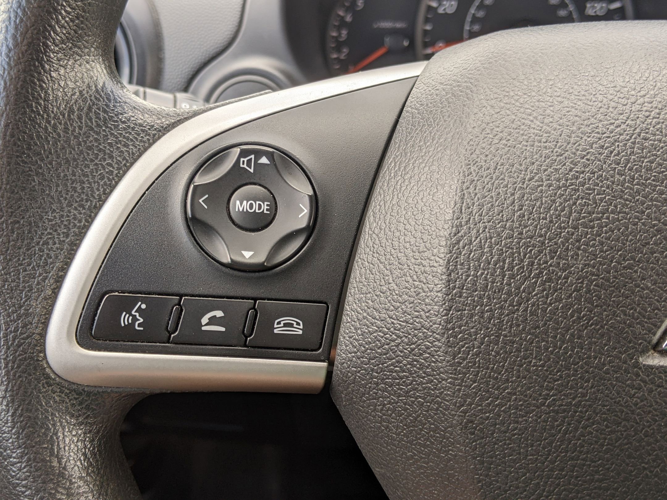 2021 Mitsubishi Mirage ES photo 12