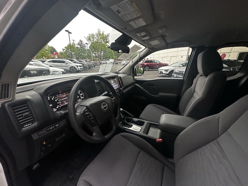 2023 Nissan Frontier S photo 8