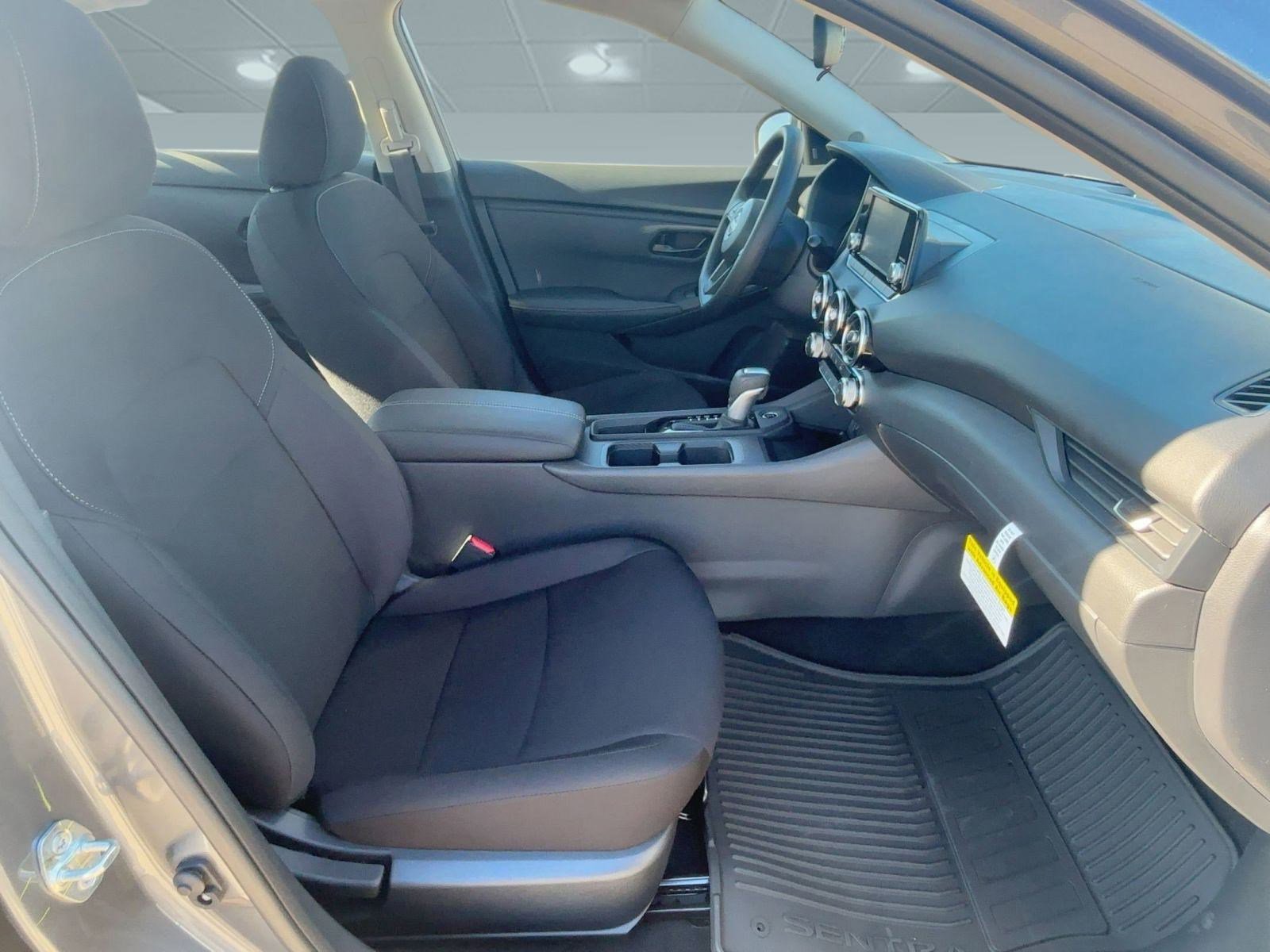 2025 Nissan Sentra S photo 26