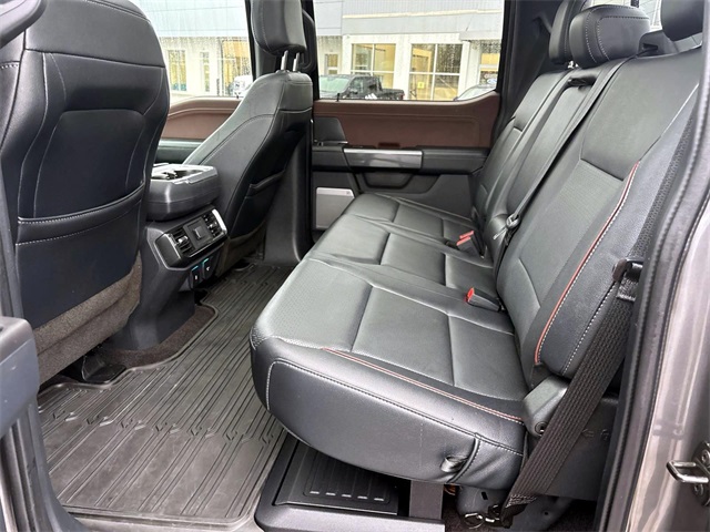 Used 2022 Gray Metallic Ford Lariat image 12