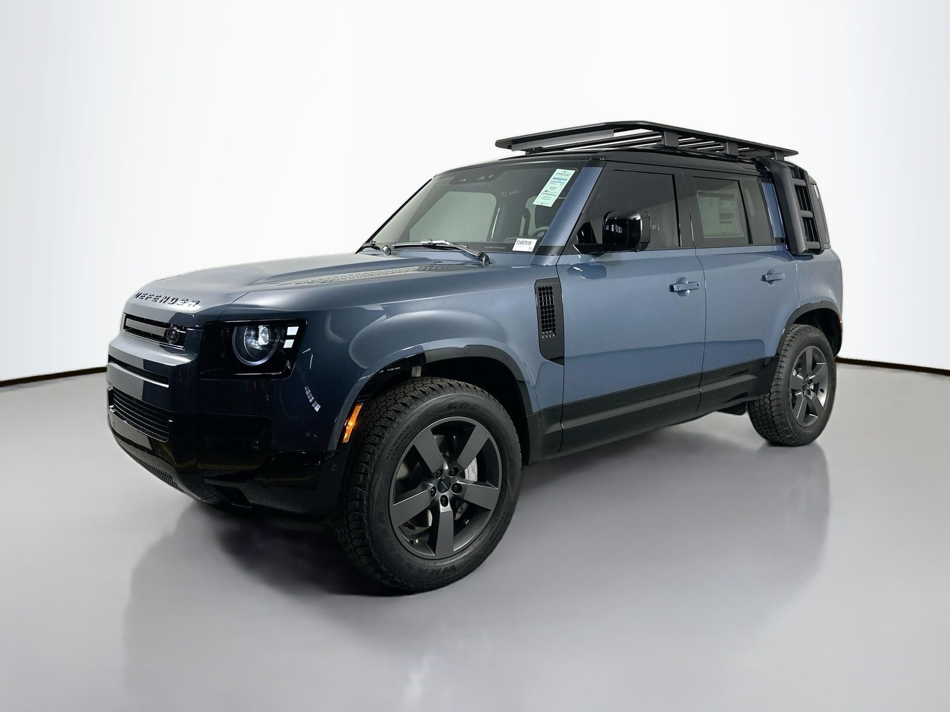 2026 Land Rover Defender X's photo