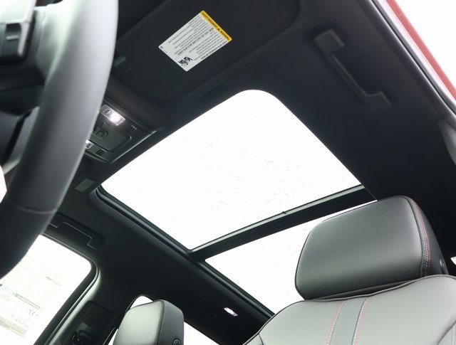 2025 Chevrolet Tahoe RST photo 20