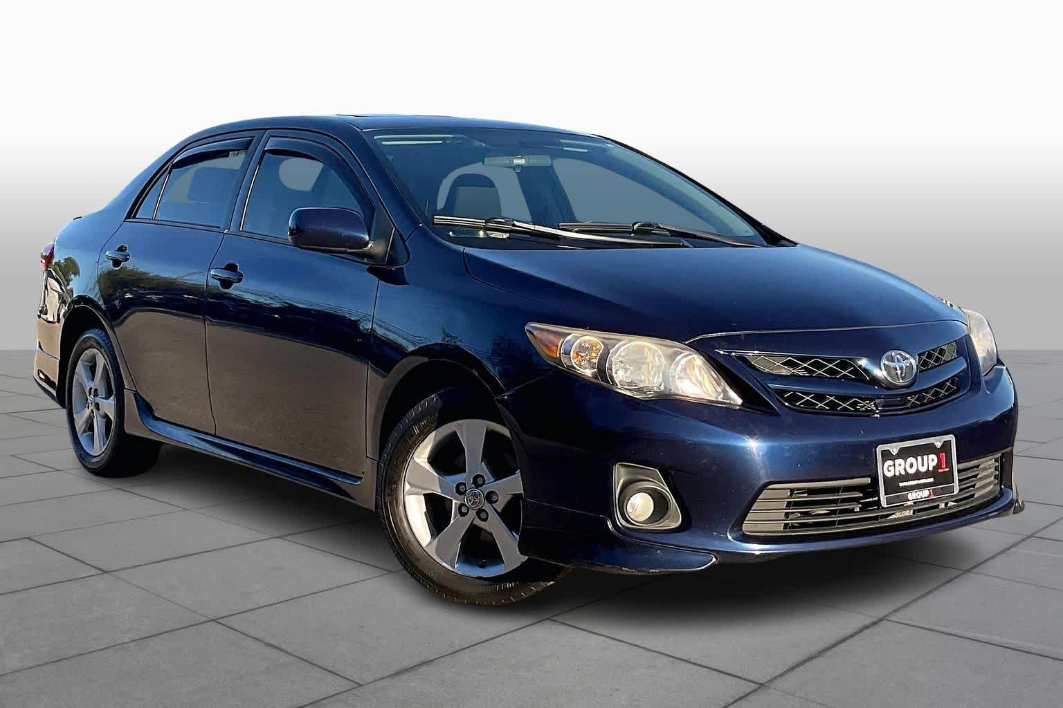 2011 Toyota Corolla S photo 2