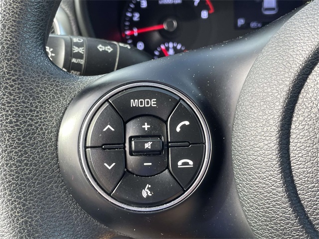 2022 Kia Soul LX photo 23