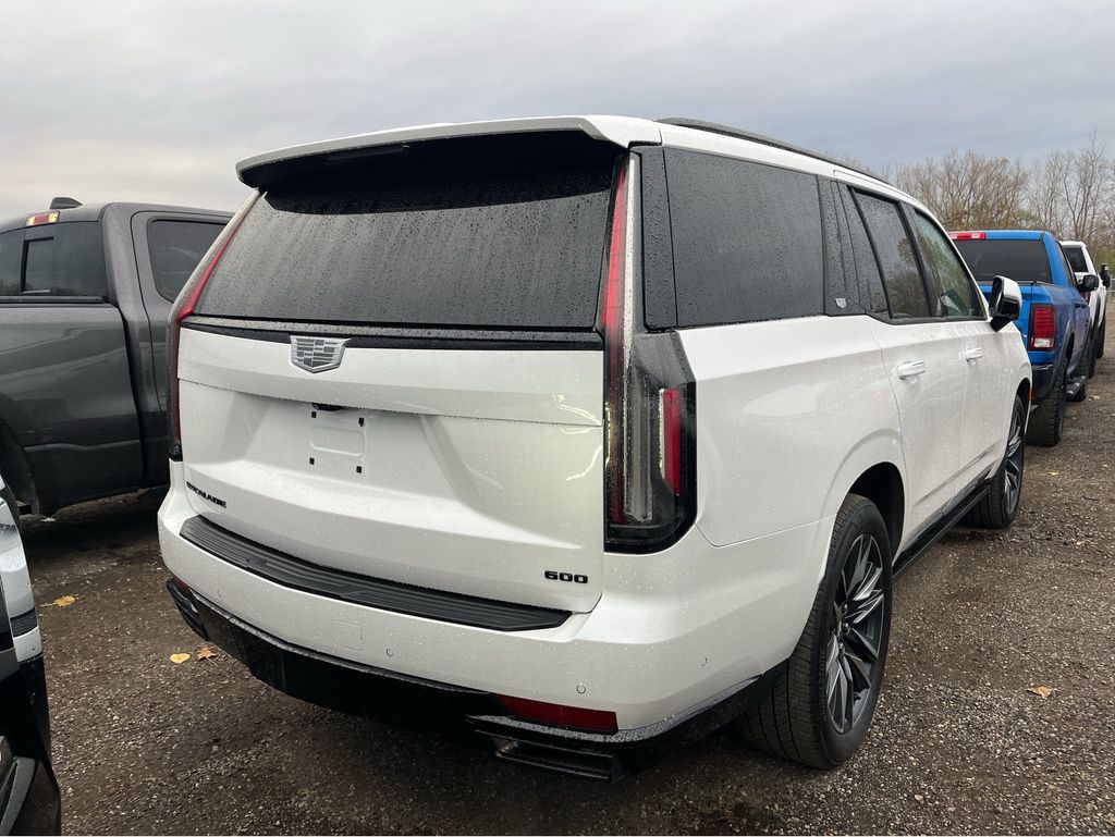 Used 2021 Cadillac Escalade Sport Platinum with VIN 1GYS4GKLXMR367786 for sale in Coon Rapids, Minnesota