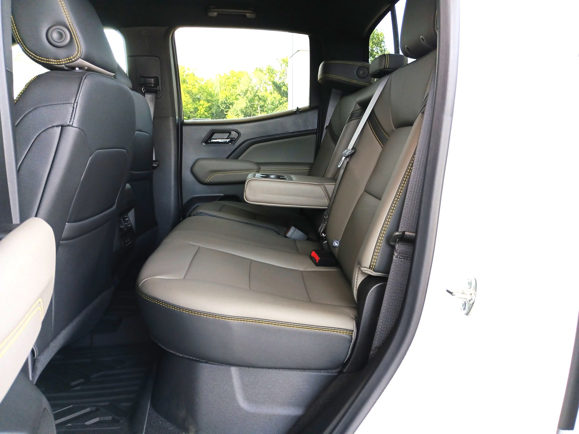 2025 Chevrolet Colorado ZR2 photo 25