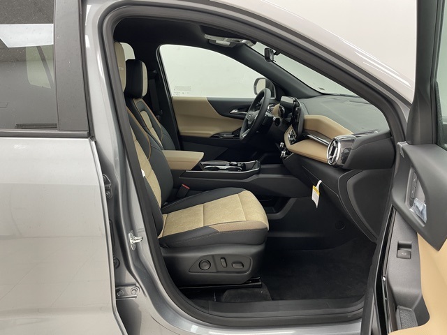 2025 Chevrolet Equinox ACTIV photo 13