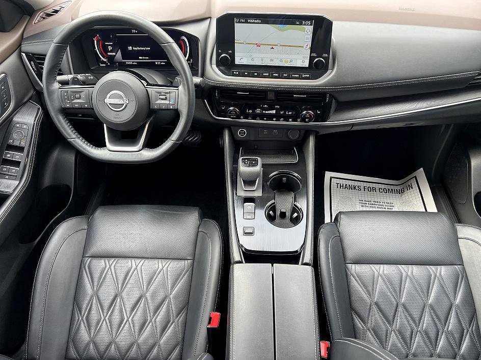 2022 Nissan Rogue Platinum photo 16