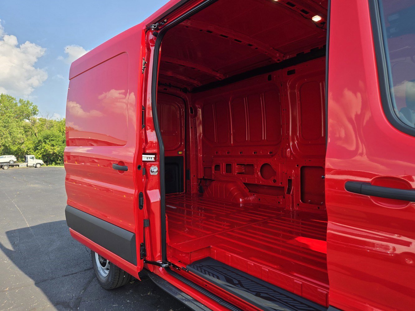 2025 Ford Transit Cargo Van photo 14