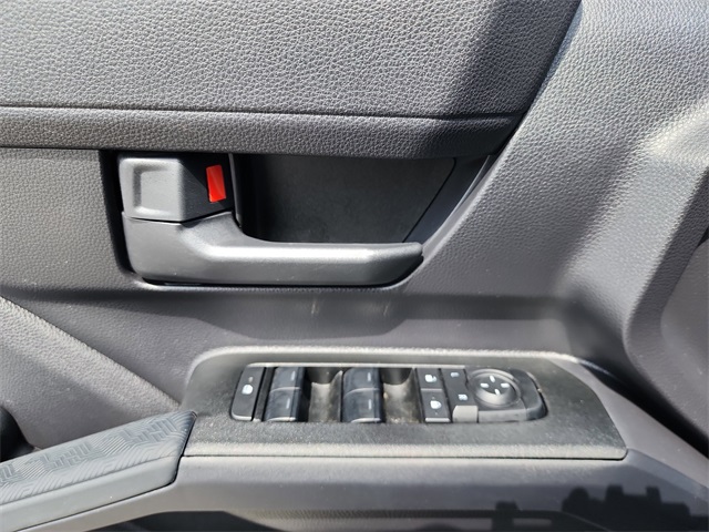 2025 Toyota 4Runner SR5 4WD photo 7