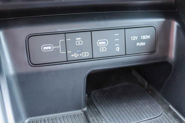 New 2025 Gray Hyundai SEL Activity FWD image 17