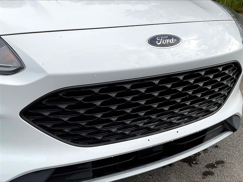 2022 Ford Escape S photo 27