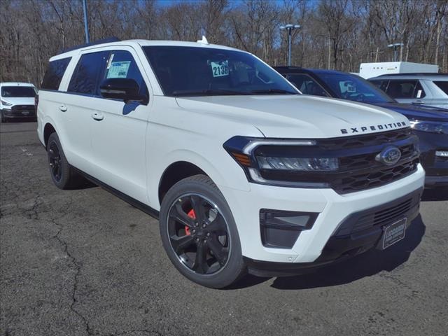 2024 Ford Expedition Limited's photo