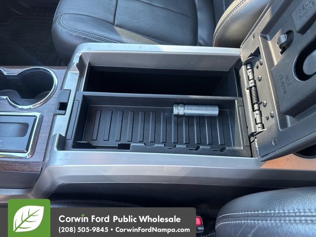 2013 Ford F-150 Lariat photo 31