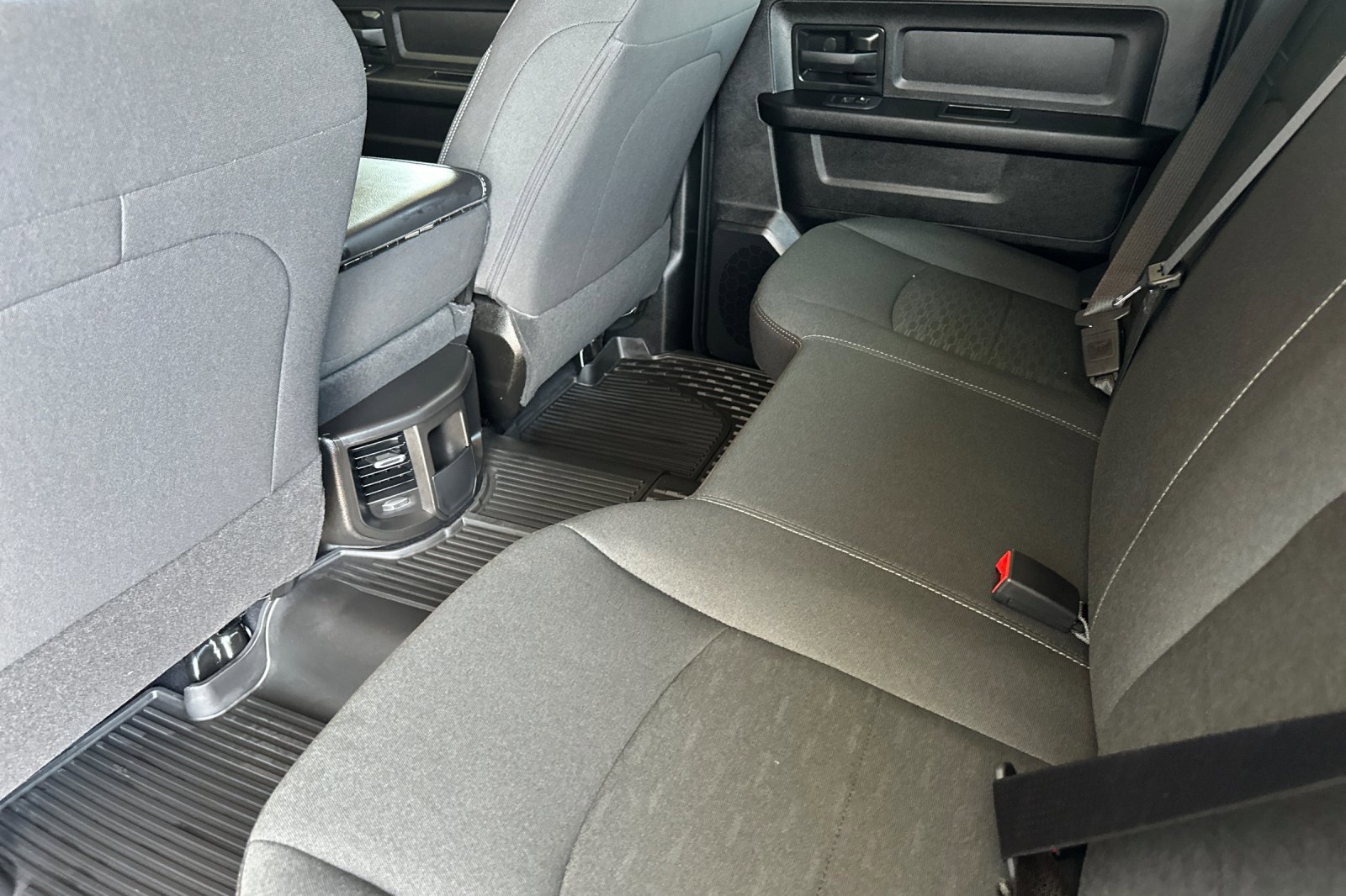 2025 Ram 3500 Tradesman photo 12