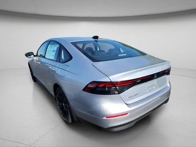 2025 Honda Accord SE photo 4