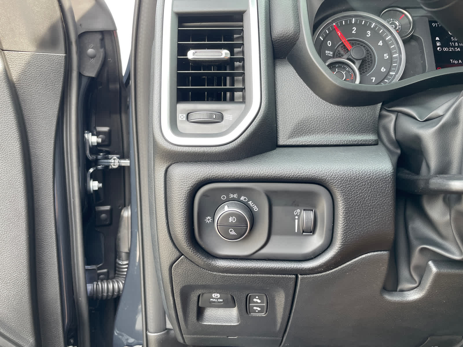 2025 Ram 1500 Big Horn photo 20