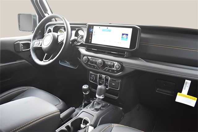 2025 Jeep Gladiator Sport photo 14