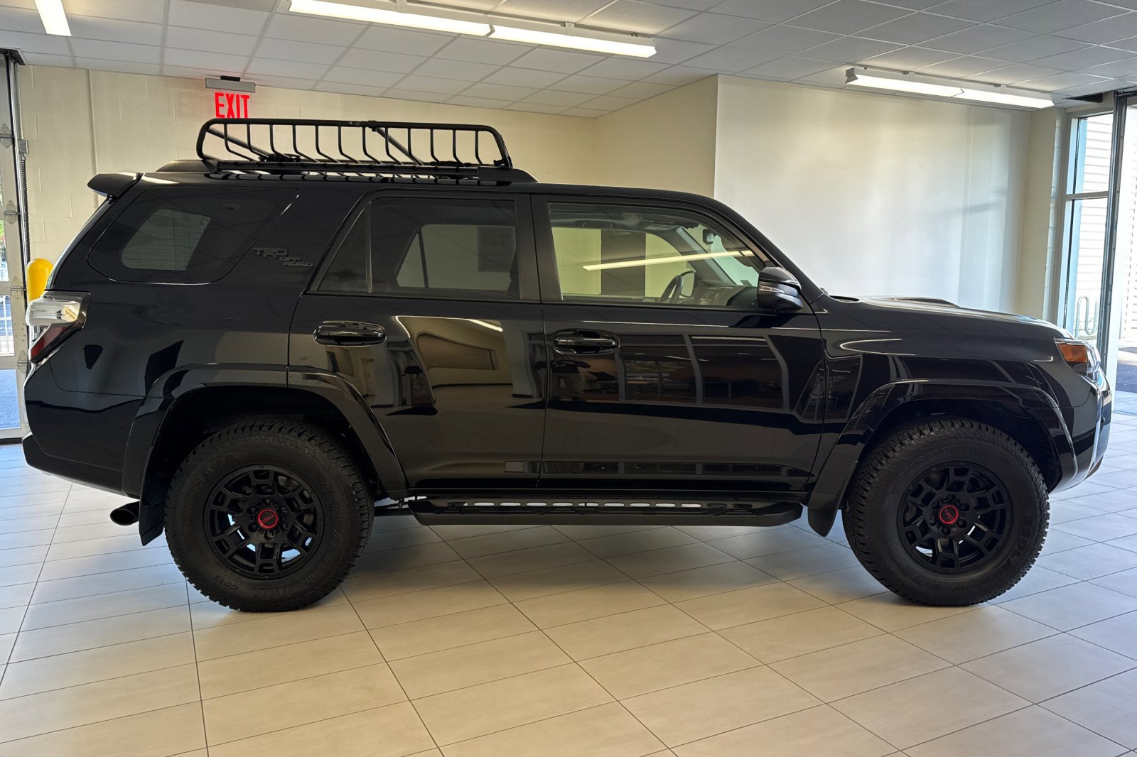 2022 Toyota 4Runner TRD Premium photo 2