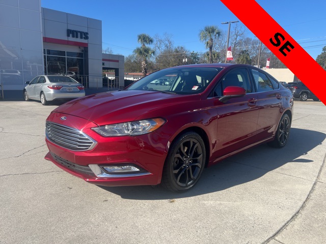2018 Ford Fusion SE's photo