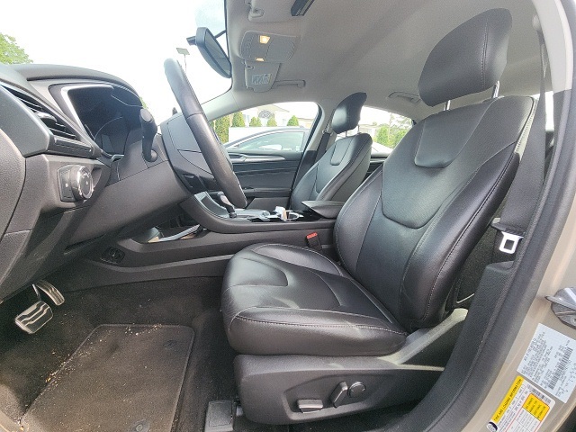 2015 Ford Fusion Titanium photo 5