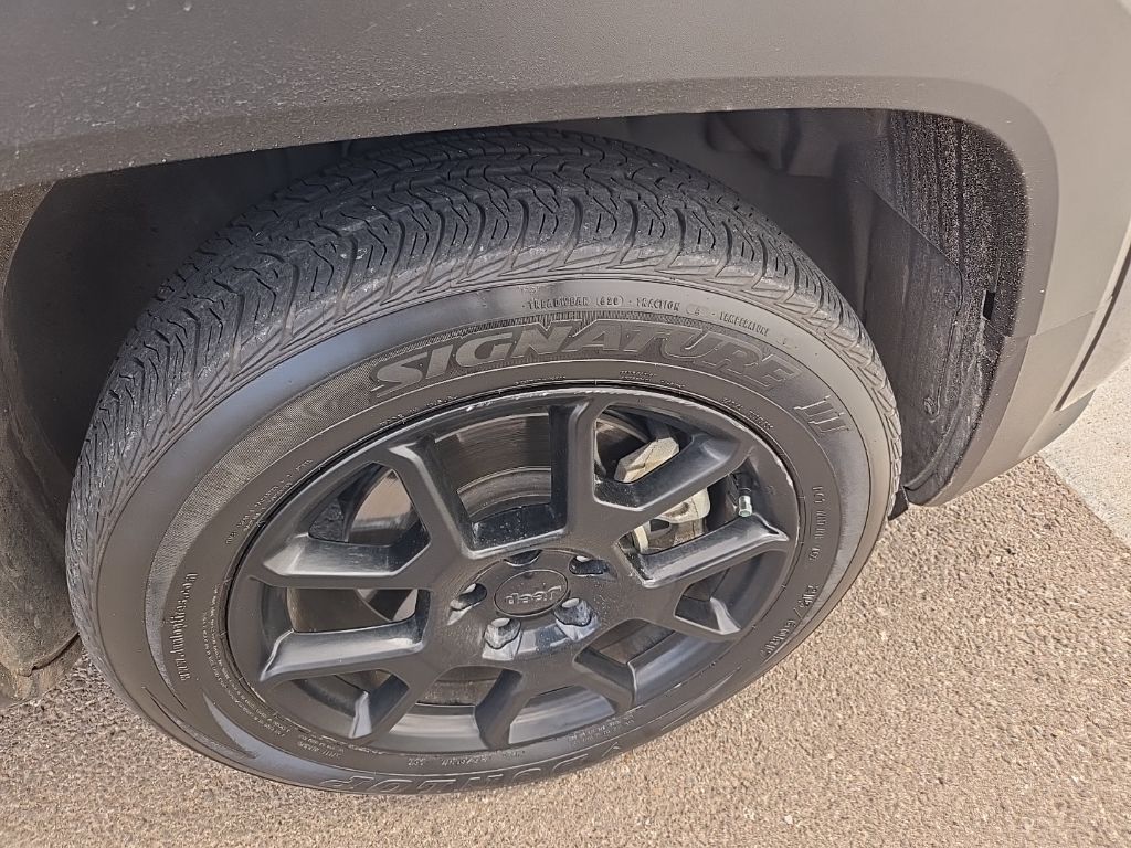 2020 Jeep Renegade Altitude photo 8