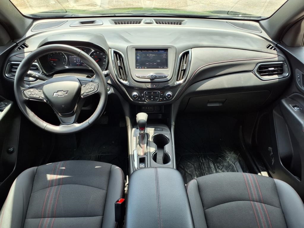 2022 Chevrolet Equinox RS photo 3