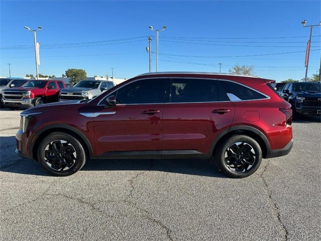 2025 Kia Sorento S photo 2