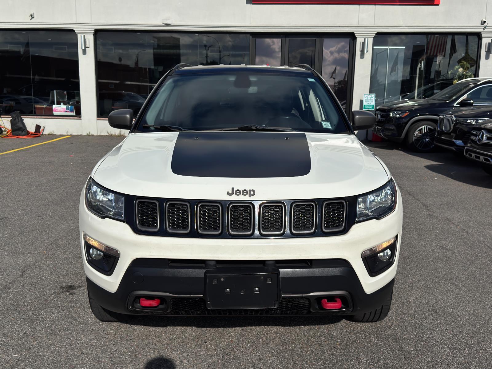 2019 Jeep Compass Trailhawk photo 2