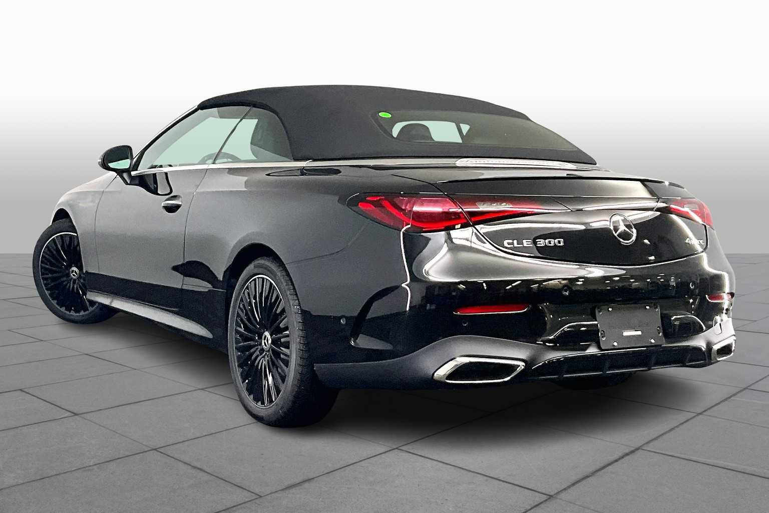 2026 Mercedes Benz CLE 300 4MATIC Cabriolet photo 4
