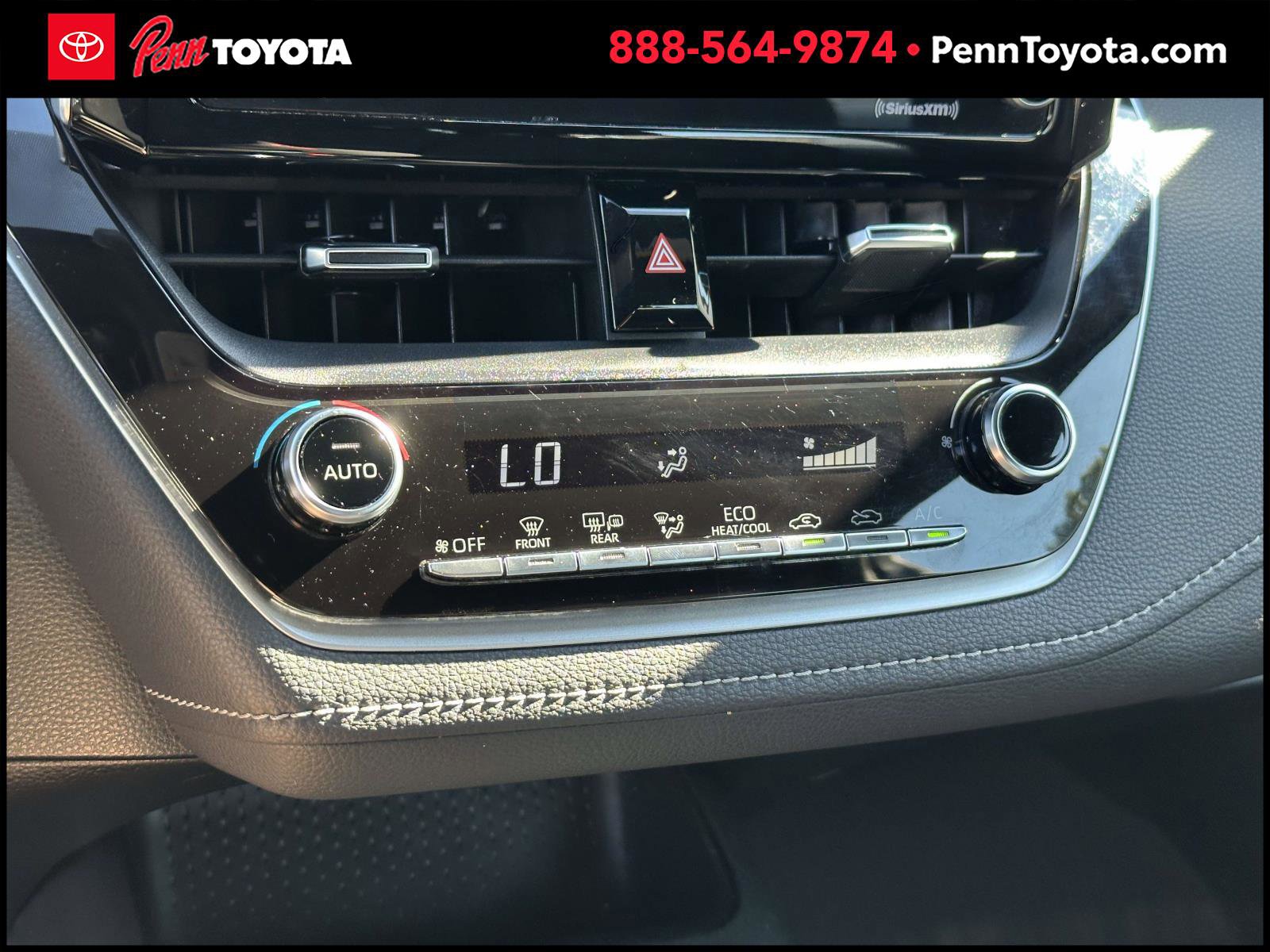 2022 Toyota Corolla SE photo 23