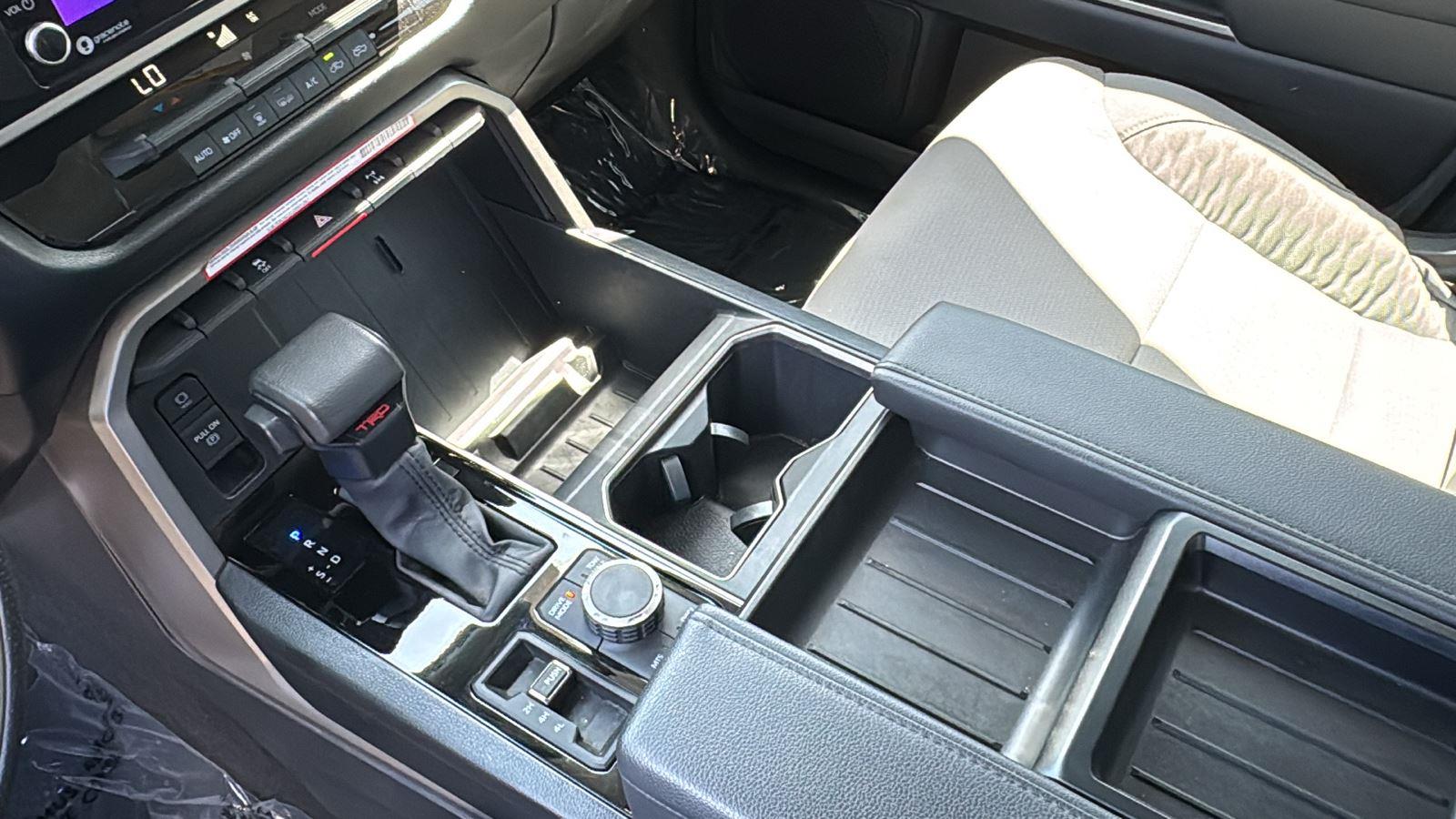 2024 Toyota Tundra SR5 CrewMax photo 22