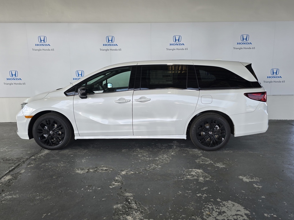 2025 Honda Odyssey photo 3