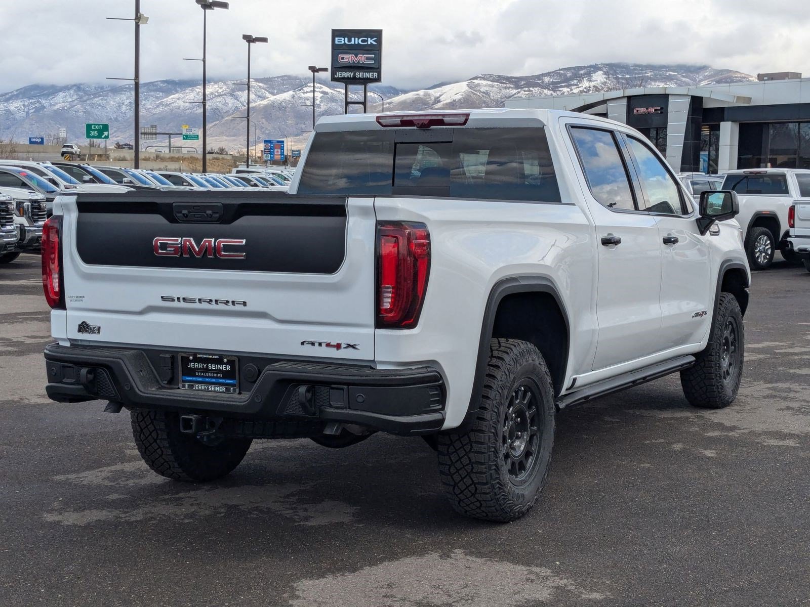 2025 Gmc Sierra 1500 AT4X photo 5