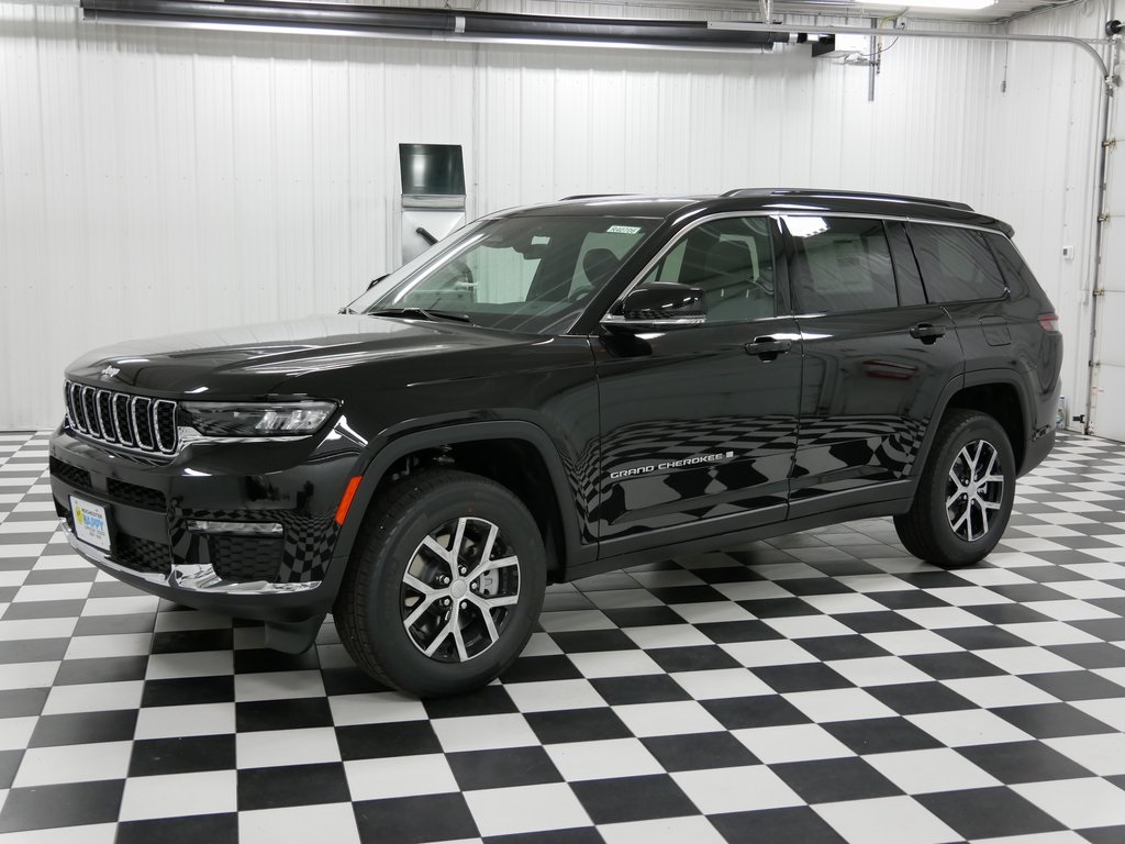 2025 Jeep Grand Cherokee Limited photo 4