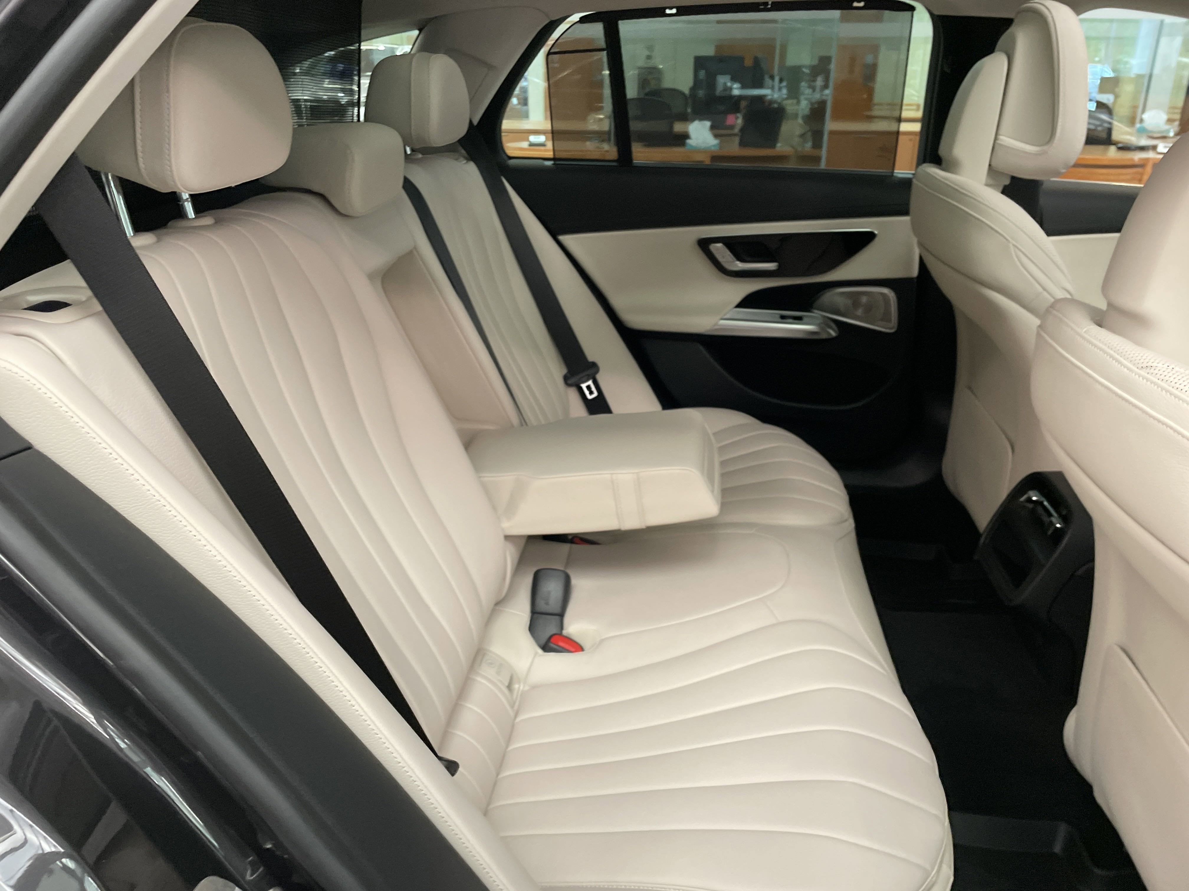 2025 Mercedes Benz E 450 4MATIC All-Terrain Wagon photo 26