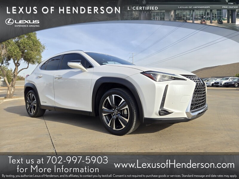 2020 Lexus UX Hybrid 250h's photo