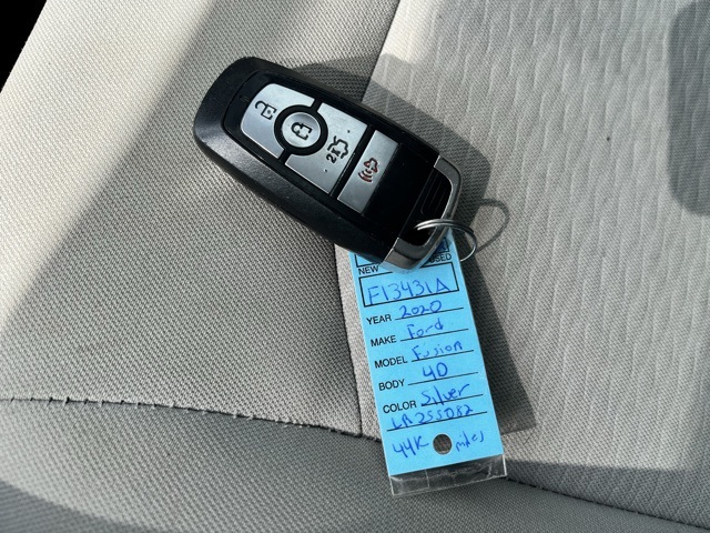 2020 Ford Fusion SE photo 14