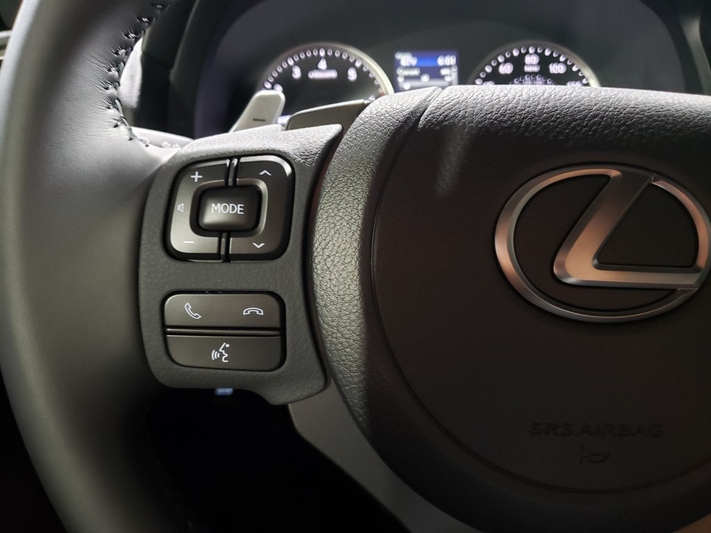 2025 Lexus IS 300 photo 14