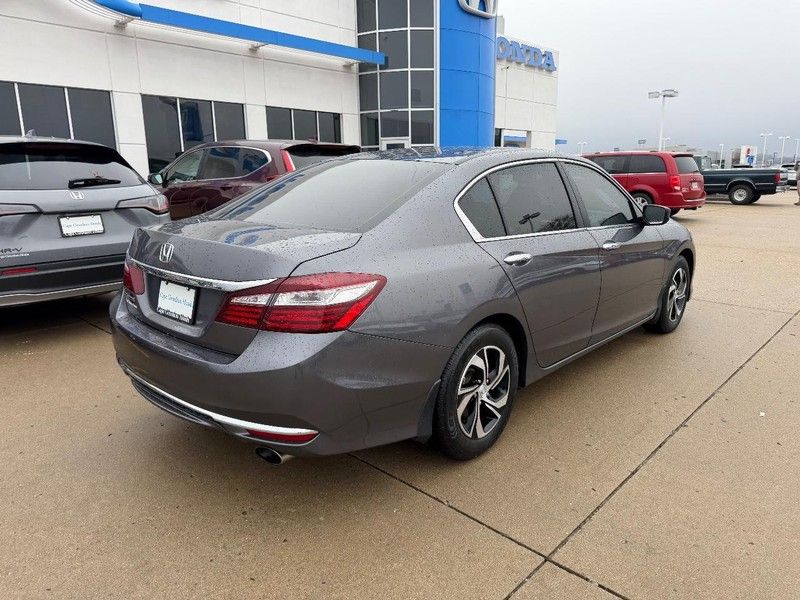 2017 Honda Accord LX photo 2