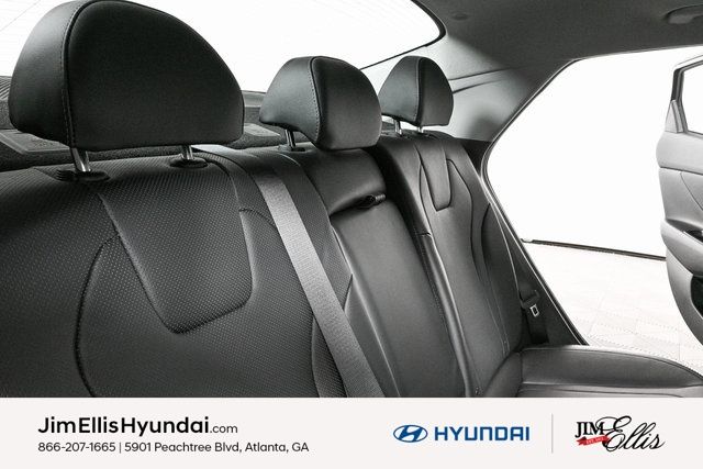 2023 Hyundai Elantra Limited photo 17